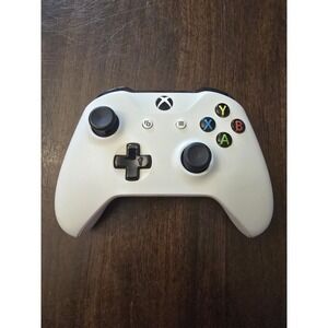 Wireless Microsoft Xbox One Controller - White